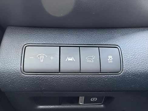 Used 2023 Hyundai Santa Fe SEL image 16