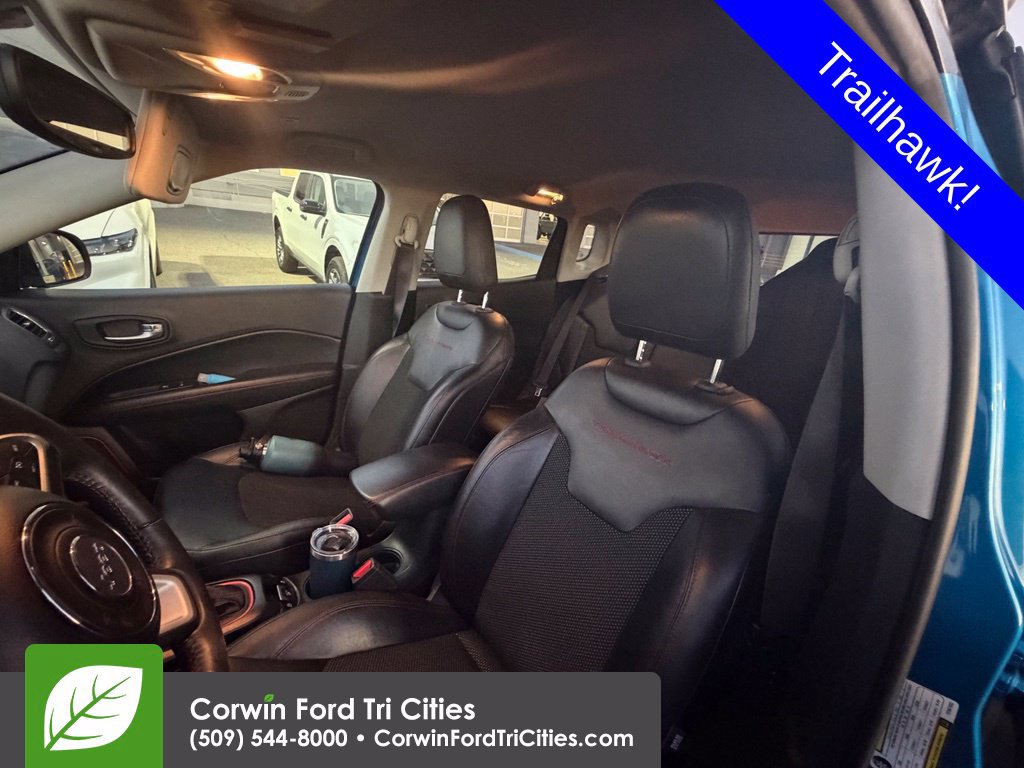 Used 2017 Jeep Compass Trailhawk w/ Safe & Security Group AWD/4WD image 12