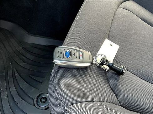 New 2025 Subaru Crosstrek 2.5i Premium image 28