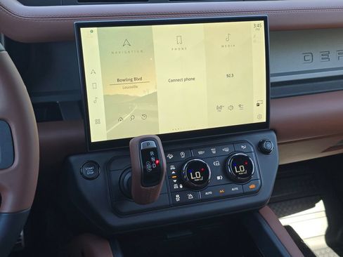 New 2026 Land Rover Defender 110 AWD/4WD image 13