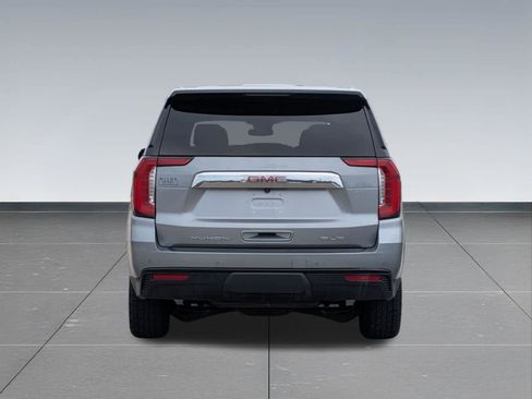 Used 2024 GMC Yukon XL SLE AWD/4WD image 5