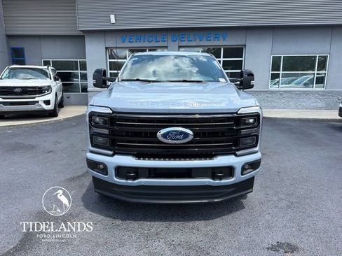 New 2026 Ford F250 Platinum AWD/4WD image 3