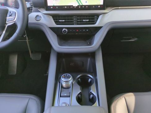 New 2026 Ford Explorer Active w/ Active Comfort Package RWD image 21