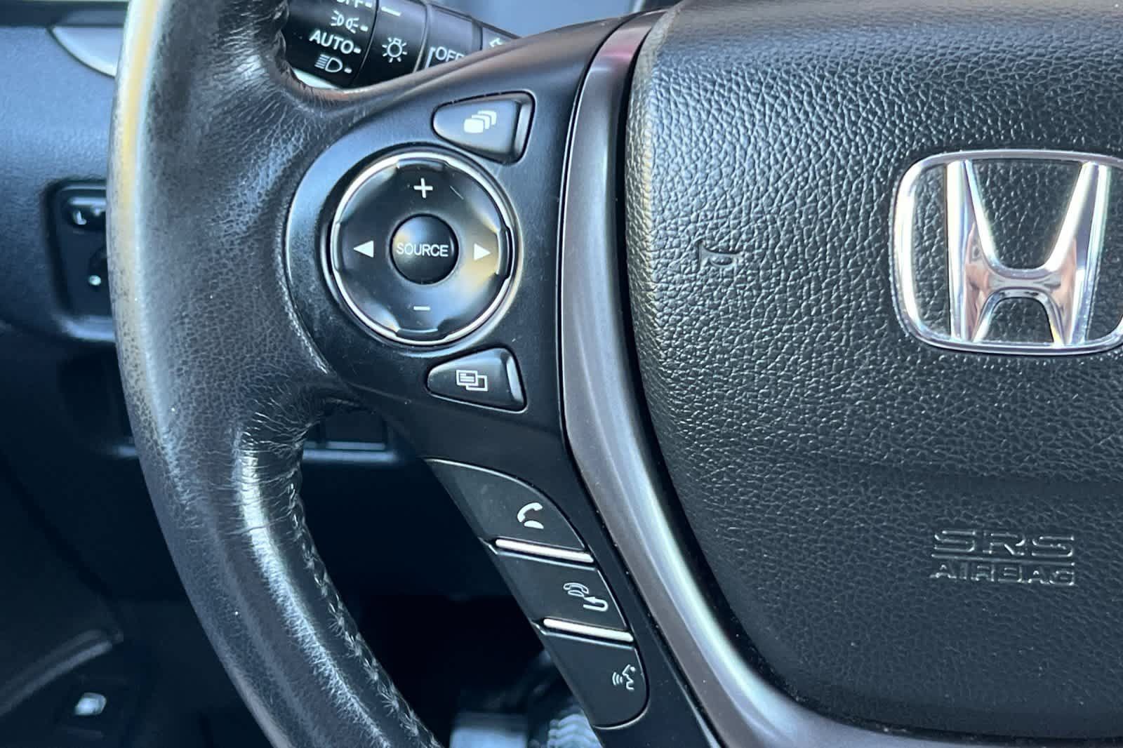 Used 2017 Honda Ridgeline RTL-T image 26