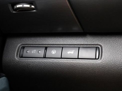 Certified 2025 Nissan Pathfinder SL w/ SL Premium Package AWD/4WD image 23