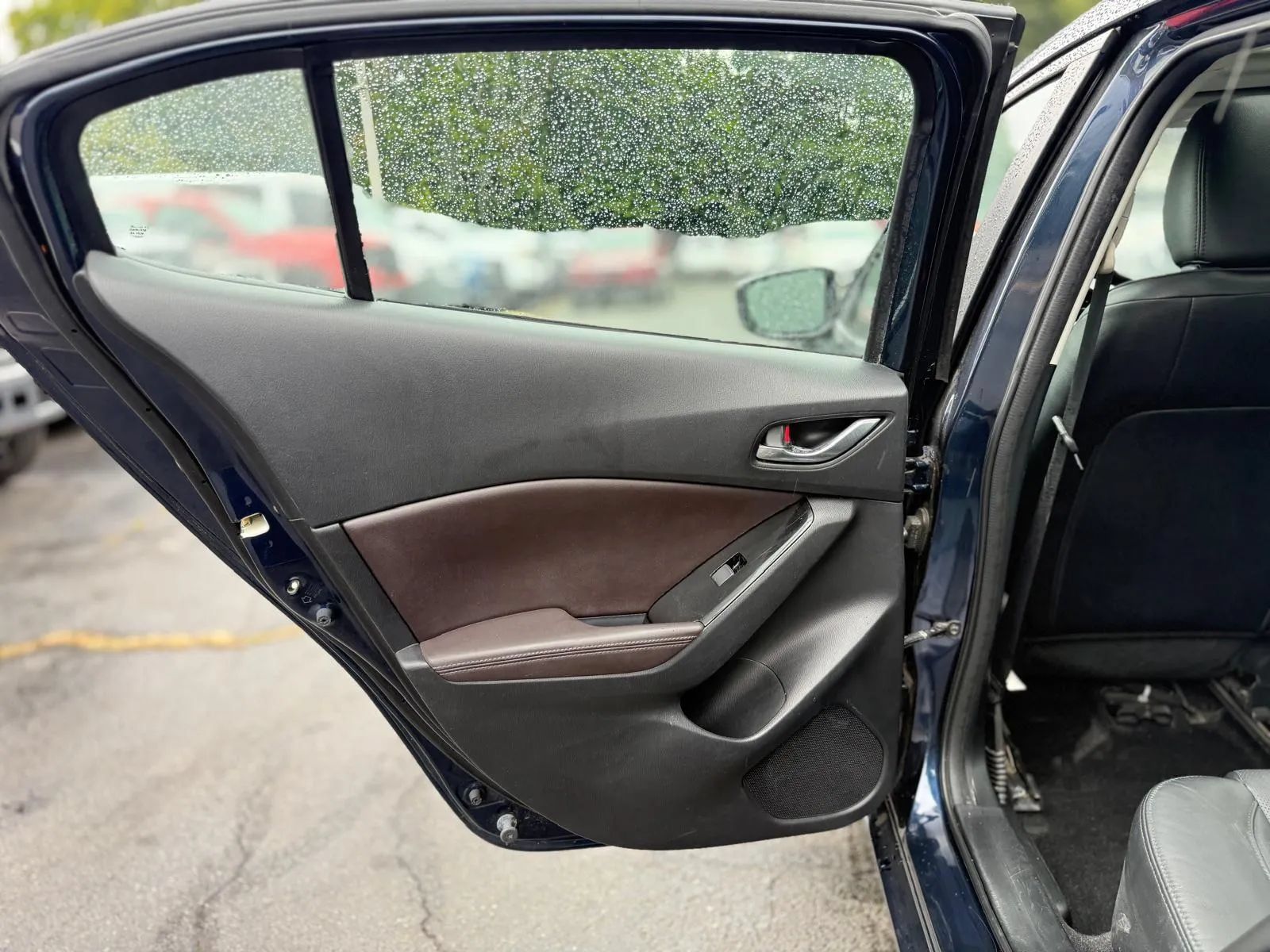 Used 2018 MAZDA MAZDA3 Grand Touring FWD image 26