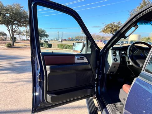 Used 2014 Ford Expedition EL King Ranch image 9