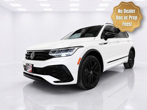 Used 2022 Volkswagen Tiguan SE R-Line AWD/4WD image 3