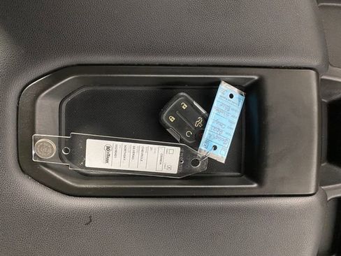 Certified 2021 Chevrolet Silverado 1500 LT w/ Bed Protection Package image 29