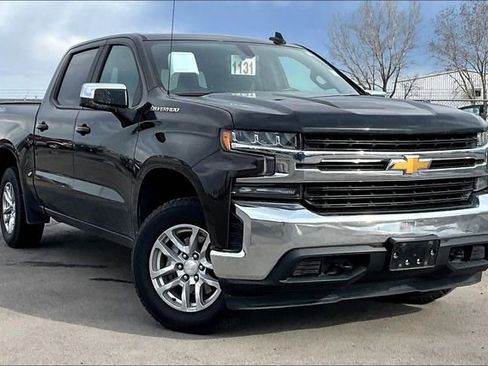 Used 2020 Chevrolet Silverado 1500 LT w/ All-Star Edition image 2
