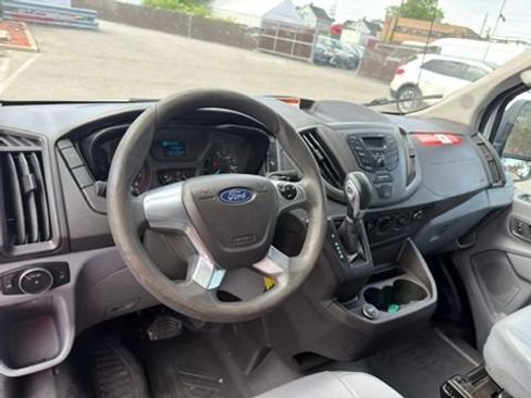 Used 2018 Ford Transit 150 148 Medium Roof RWD image 14