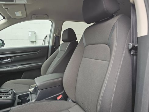 Used 2025 Honda CR-V LX image 23