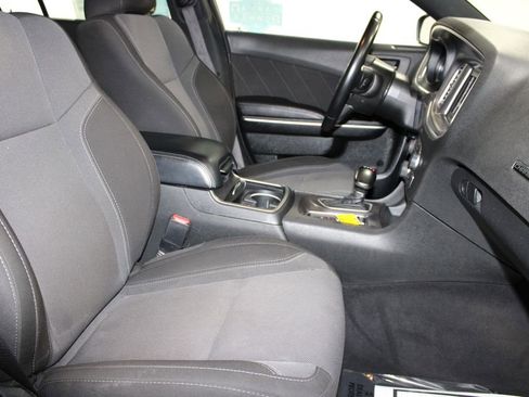Used 2022 Dodge Charger SXT RWD image 23