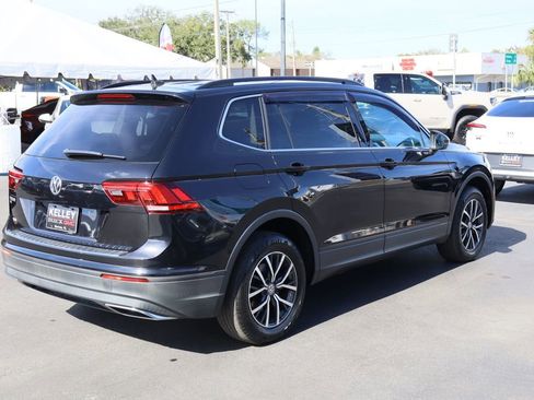 Used 2019 Volkswagen Tiguan SE image 8