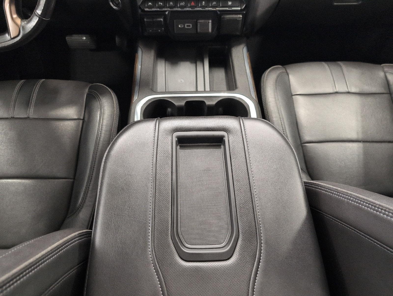 Used 2019 Chevrolet Silverado 1500 High Country AWD/4WD image 16