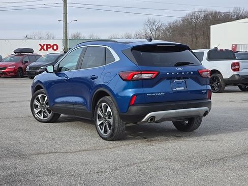 Used 2023 Ford Escape Platinum image 5