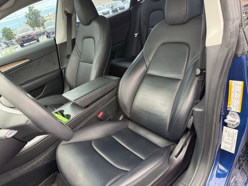 Used 2023 Tesla Model 3 Standard Range image 8