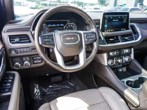 Used 2021 GMC Yukon SLT w/ SLT Luxury Plus Package RWD image 14
