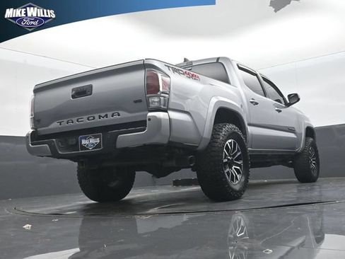 Used 2021 Toyota Tacoma TRD Sport w/ Technology Package AWD/4WD image 23