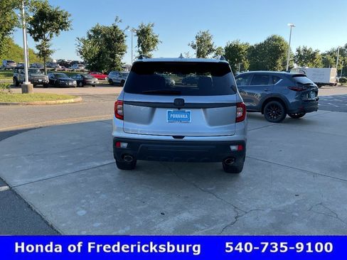 Used 2021 Honda Passport Touring image 4