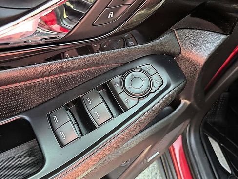 Used 2023 Chevrolet Traverse RS AWD/4WD image 15