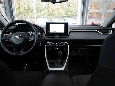 Used 2023 Toyota RAV4 XLE image 20
