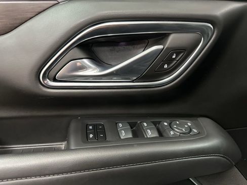 Used 2024 Chevrolet Tahoe LT w/ LT Signature Package image 19