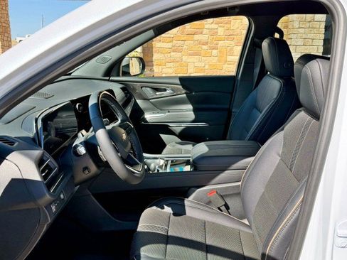 New 2026 Chevrolet Traverse High Country image 13