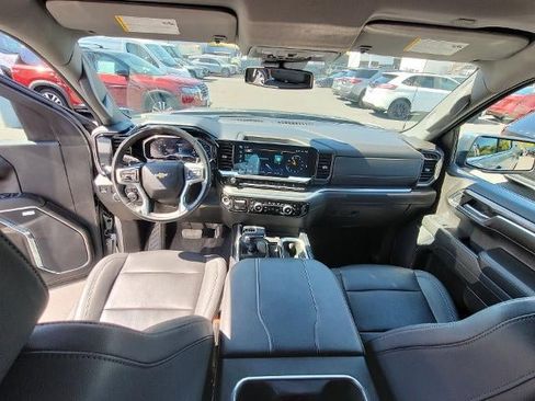Used 2024 Chevrolet Silverado 1500 LTZ AWD/4WD image 21