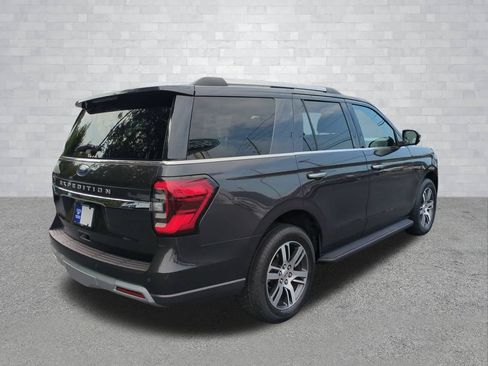Certified 2024 Ford Expedition Limited RWD image 5