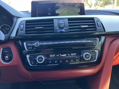 Used 2018 BMW 430i xDrive Convertible image 18