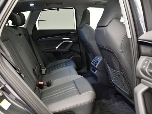 Used 2025 Audi Q5 Premium Plus w/ Premium Plus AWD/4WD image 51
