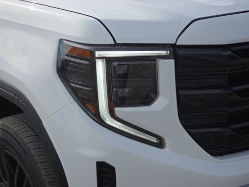 Used 2023 GMC Sierra 1500 Elevation w/ LPO, Elevation Black Package image 46