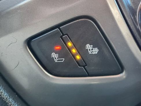 Used 2018 Chevrolet Silverado 1500 LT w/ All Star Edition image 25