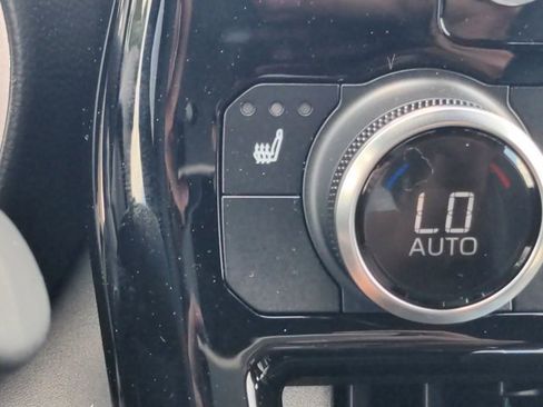 Used 2022 Toyota Highlander XSE image 24