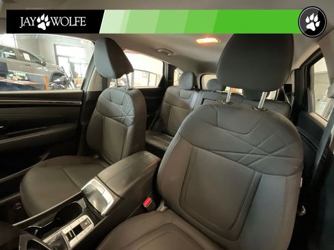 Used 2023 Hyundai Tucson SE FWD image 10