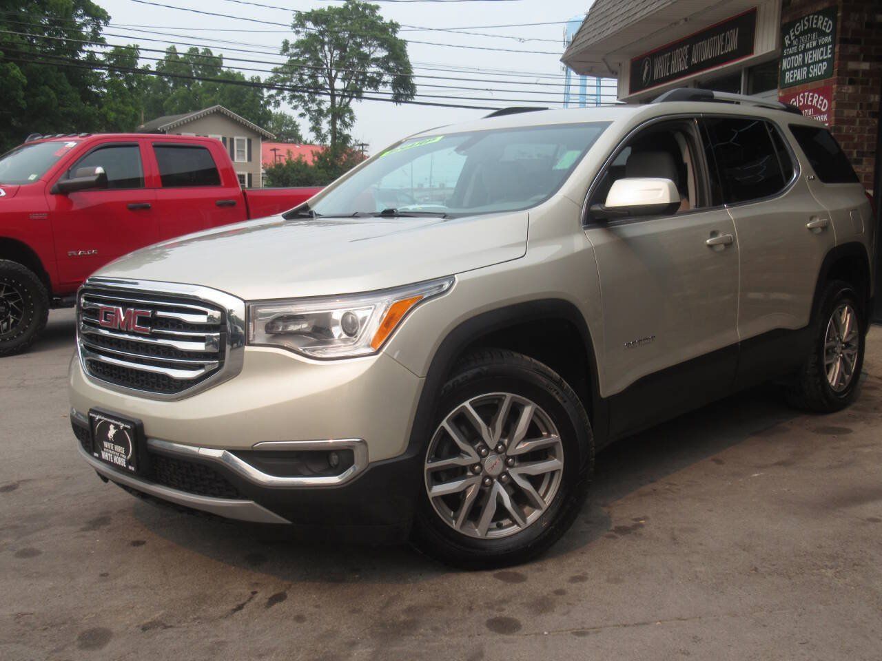 Used 2017 GMC Acadia SLE AWD/4WD image 33