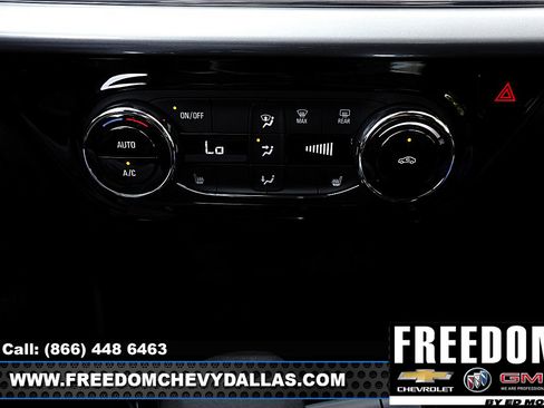 New 2026 Chevrolet Trax LT w/ Midnight Edition image 23