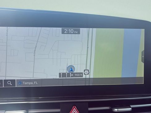 Used 2025 Hyundai Elantra Limited FWD image 19