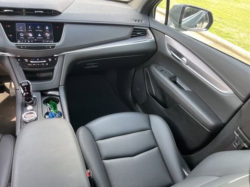 Certified 2023 Cadillac XT5 Luxury w/ LPO, Floor Liner Package image 31