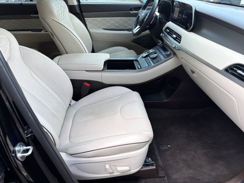 Used 2020 Hyundai Palisade Limited FWD image 14