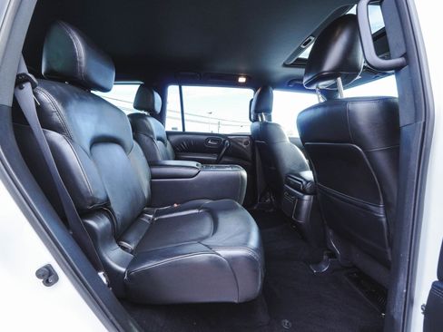 Used 2023 Nissan Armada SL w/ Midnight Edition Package image 36