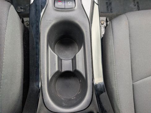 Used 2022 Toyota Corolla LE FWD image 22
