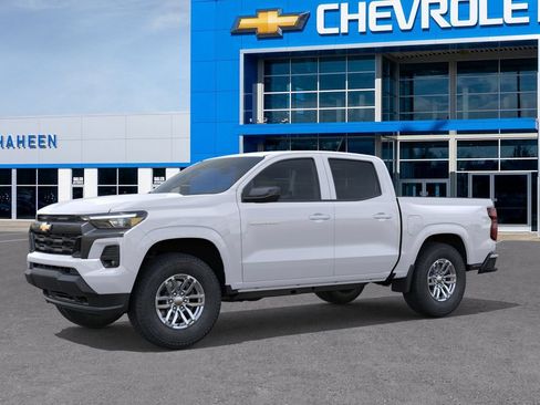 New 2026 Chevrolet Colorado LT w/ LT Convenience Package AWD/4WD image 2