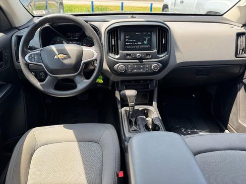 Used 2017 Chevrolet Colorado W/T w/ WT Convenience Package AWD/4WD image 12
