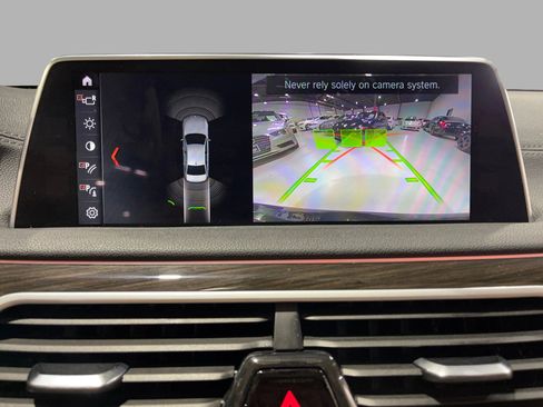 Used 2018 BMW 740i image 38