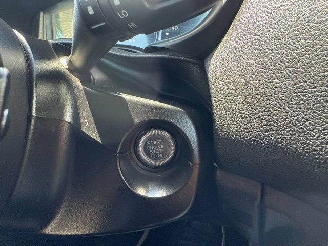 Certified 2023 Jeep Renegade Latitude AWD/4WD image 21