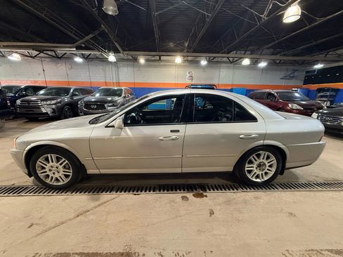 Used 2005 Lincoln LS image 8