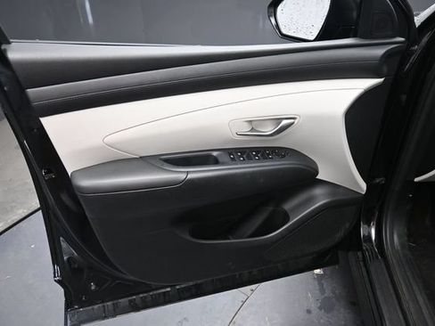 Used 2025 Hyundai Tucson SEL AWD/4WD image 16