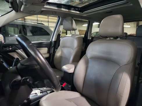 Used 2017 Subaru Forester 2.5i Limited image 8
